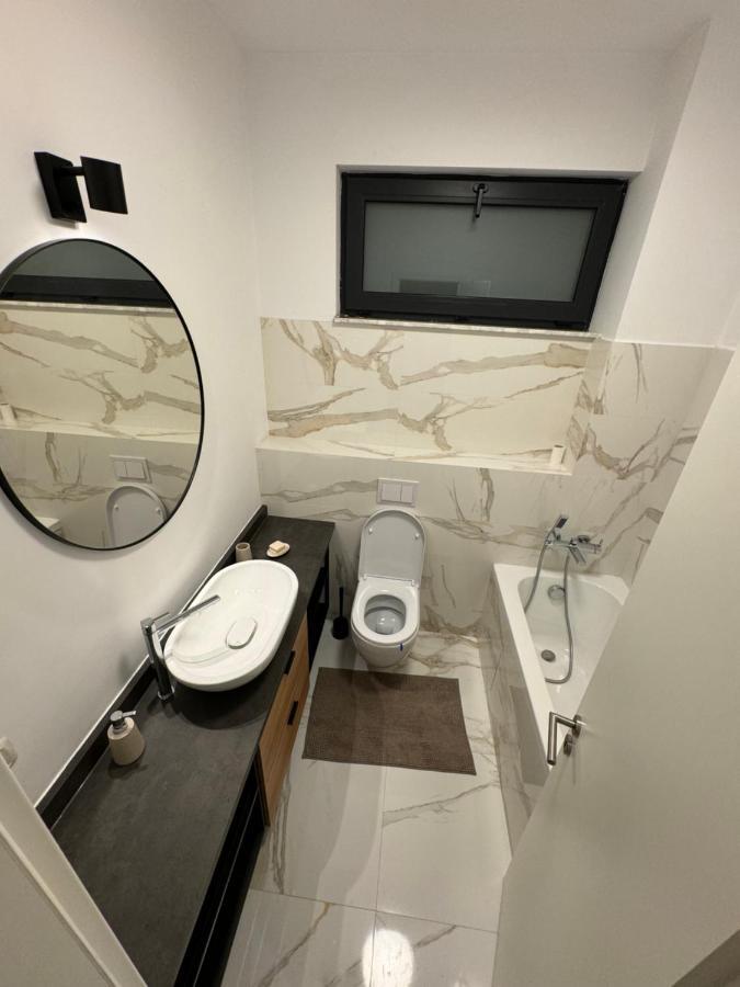 Warm Hotel Apartment Bukurešť Exteriér fotografie