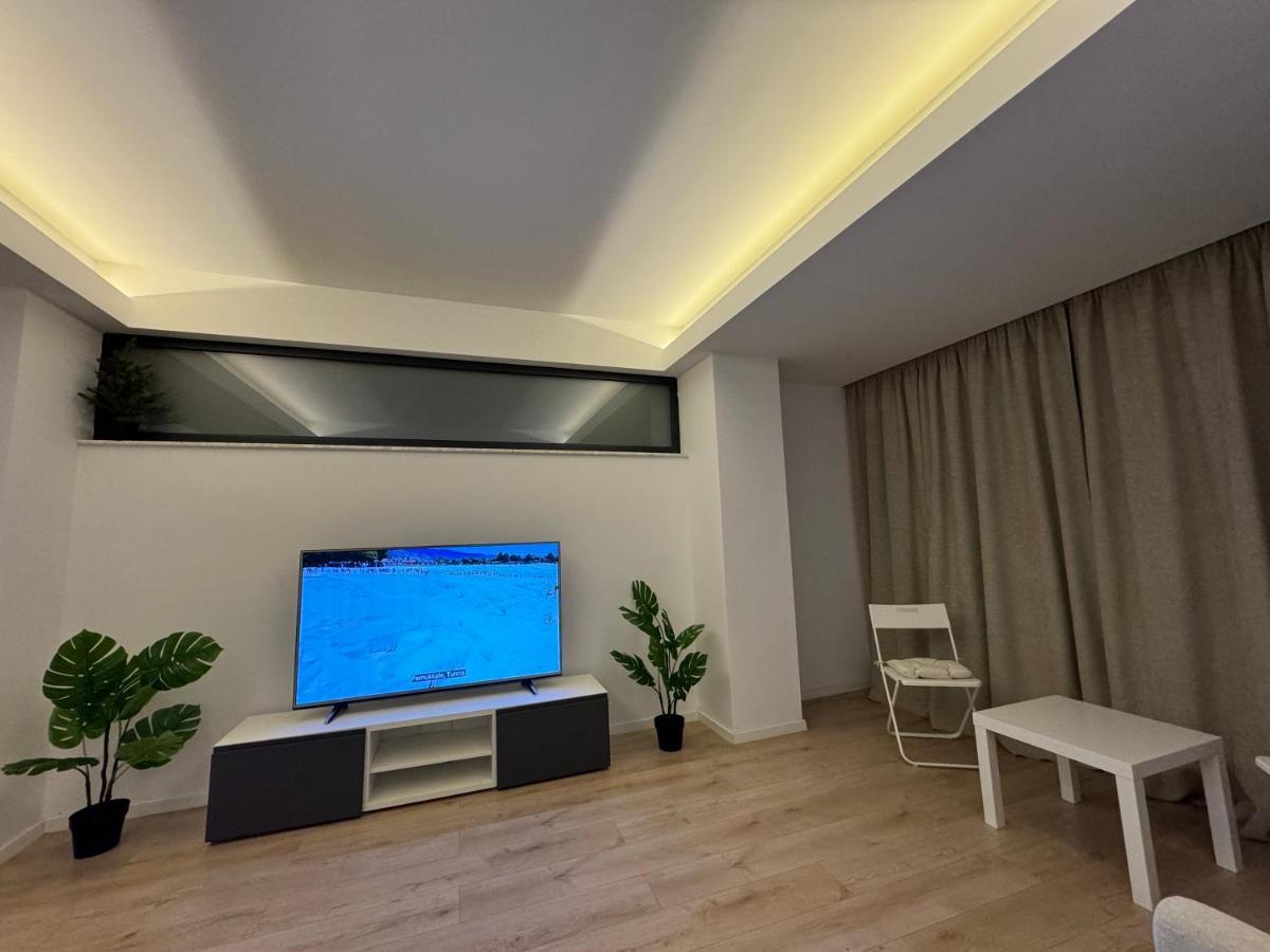 Warm Hotel Apartment Bukurešť Exteriér fotografie