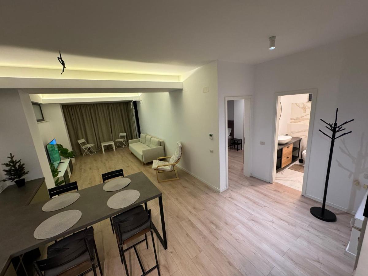 Warm Hotel Apartment Bukurešť Exteriér fotografie