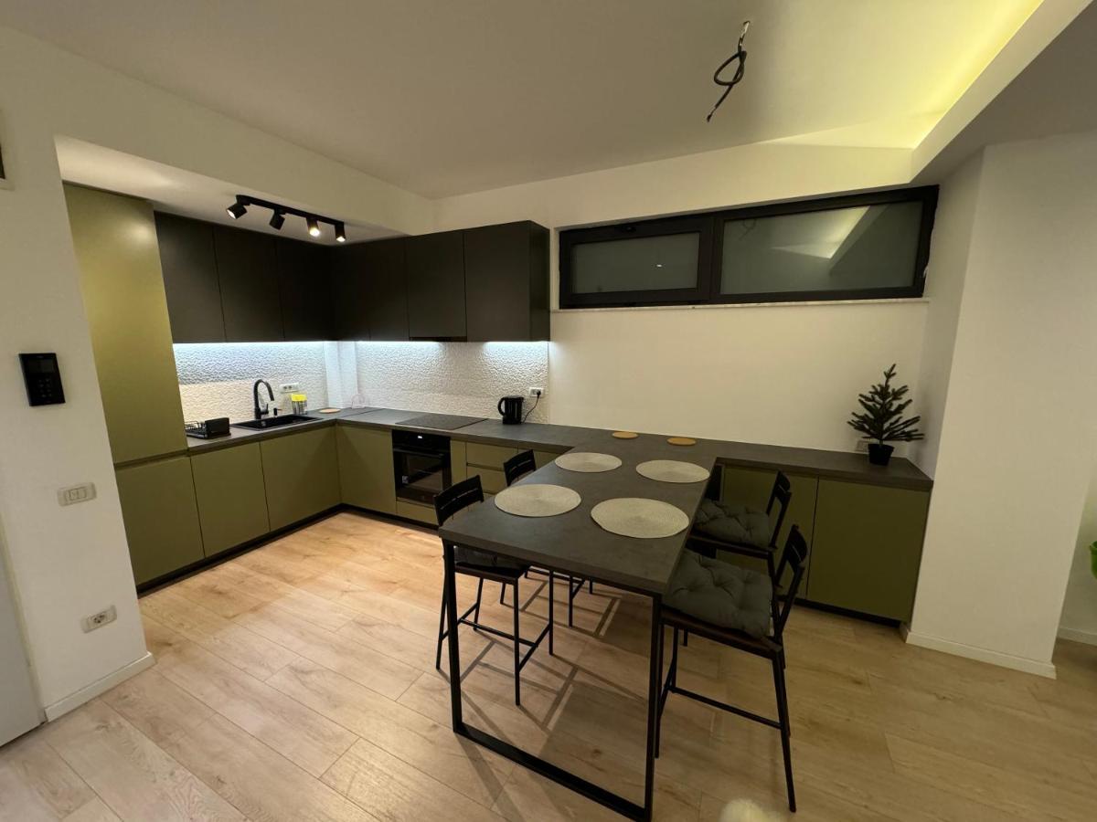 Warm Hotel Apartment Bukurešť Exteriér fotografie