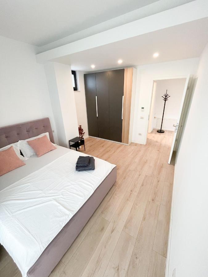 Warm Hotel Apartment Bukurešť Exteriér fotografie